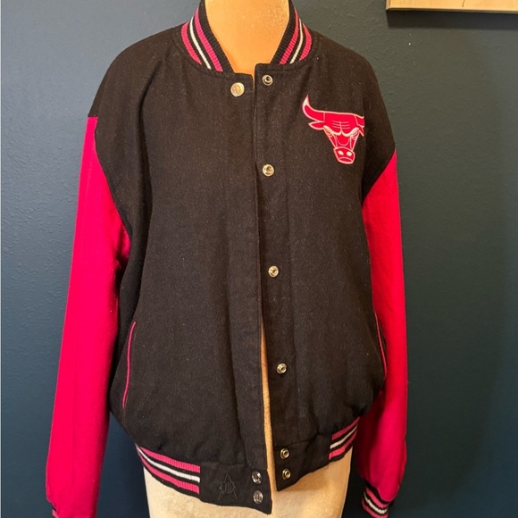 NBA Chicago Bulls Reversible Pink JH designs Jacket 2xl - Picture 1 of 11
